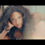 Ayra Starr – Commas (Lyric Video)